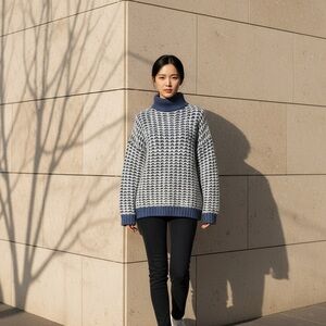 Rare UWOOholic Japanese Streetwear Unisex Birdseye Knit Chunky Sweater